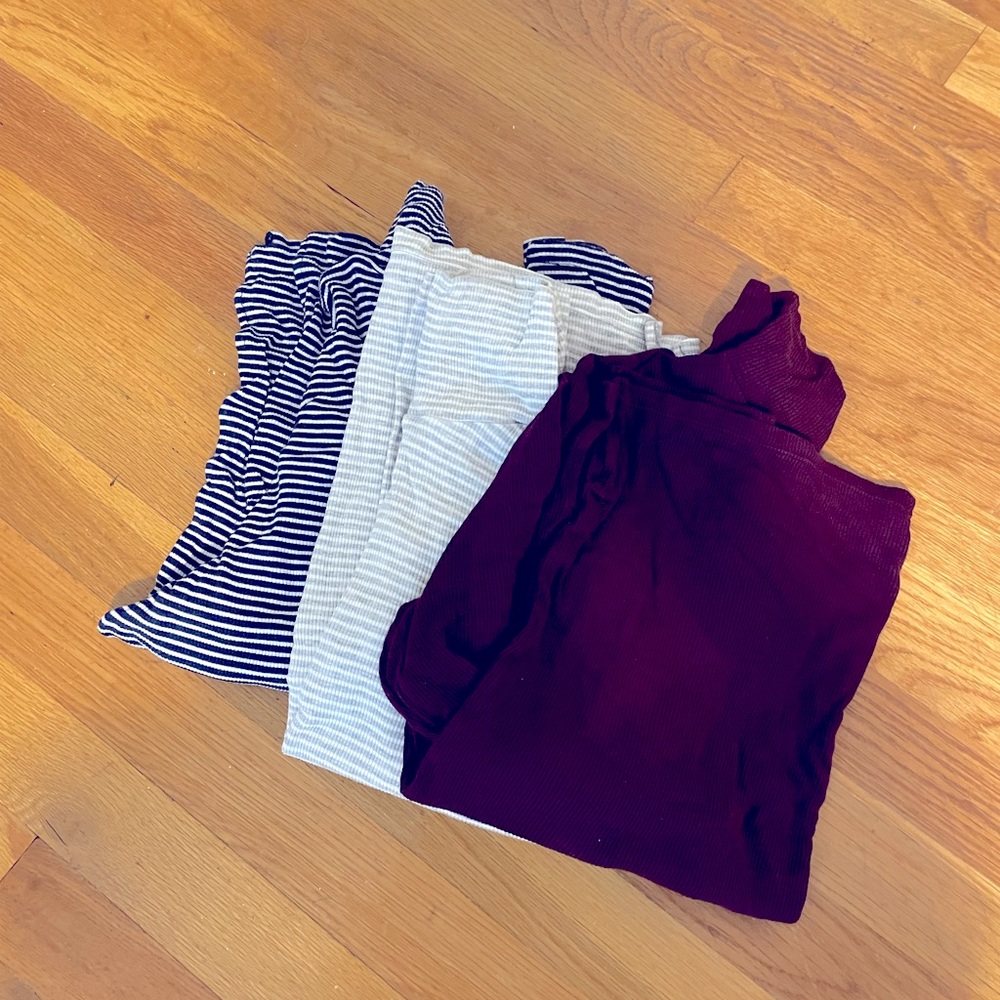 Set of three turtlenecks